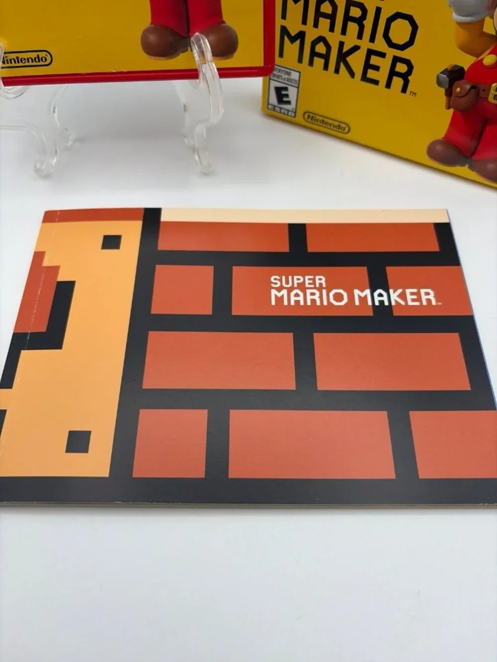 Super Mario Maker (Book Bundle) (Nintendo Wii U, 2015) - CIB Tested Working